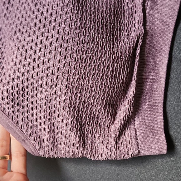 High Neck Mesh Overlay Sports Bra - Picture 7 of 7